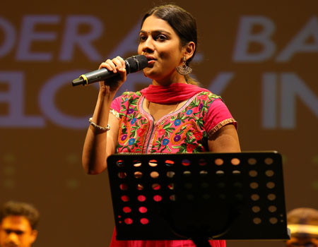 Gayathri performing at the melody in darkness concert